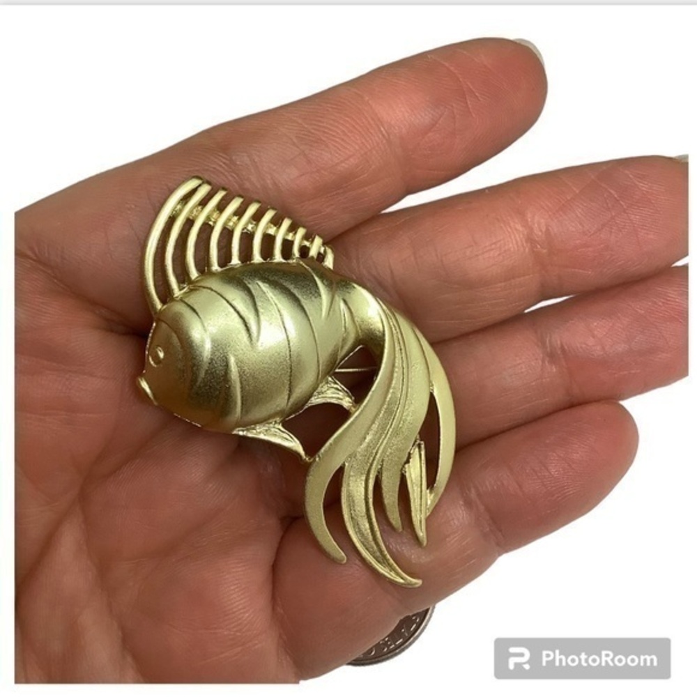 AJC Large Gold Tone designer brooch
